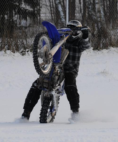 JOF_4643 Jonas wheelie beyond.jpg